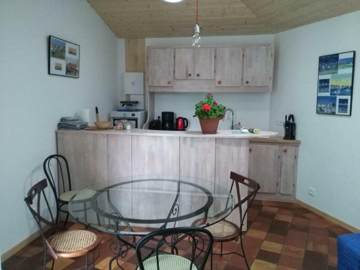 Les Chenes Bleus Bed & Breakfast Sainte-Marie-de-Ré Dış mekan fotoğraf